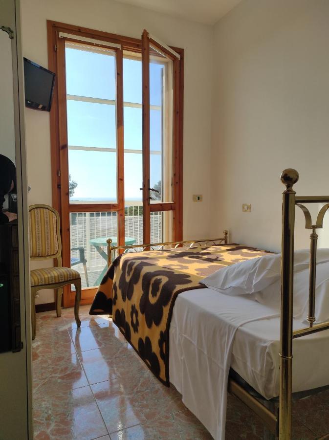 Atlantico Hotel 3*